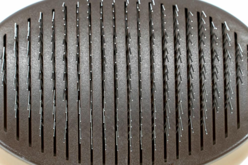 Slicker Brush Self Cleaning - 2 Sizes - Image 4